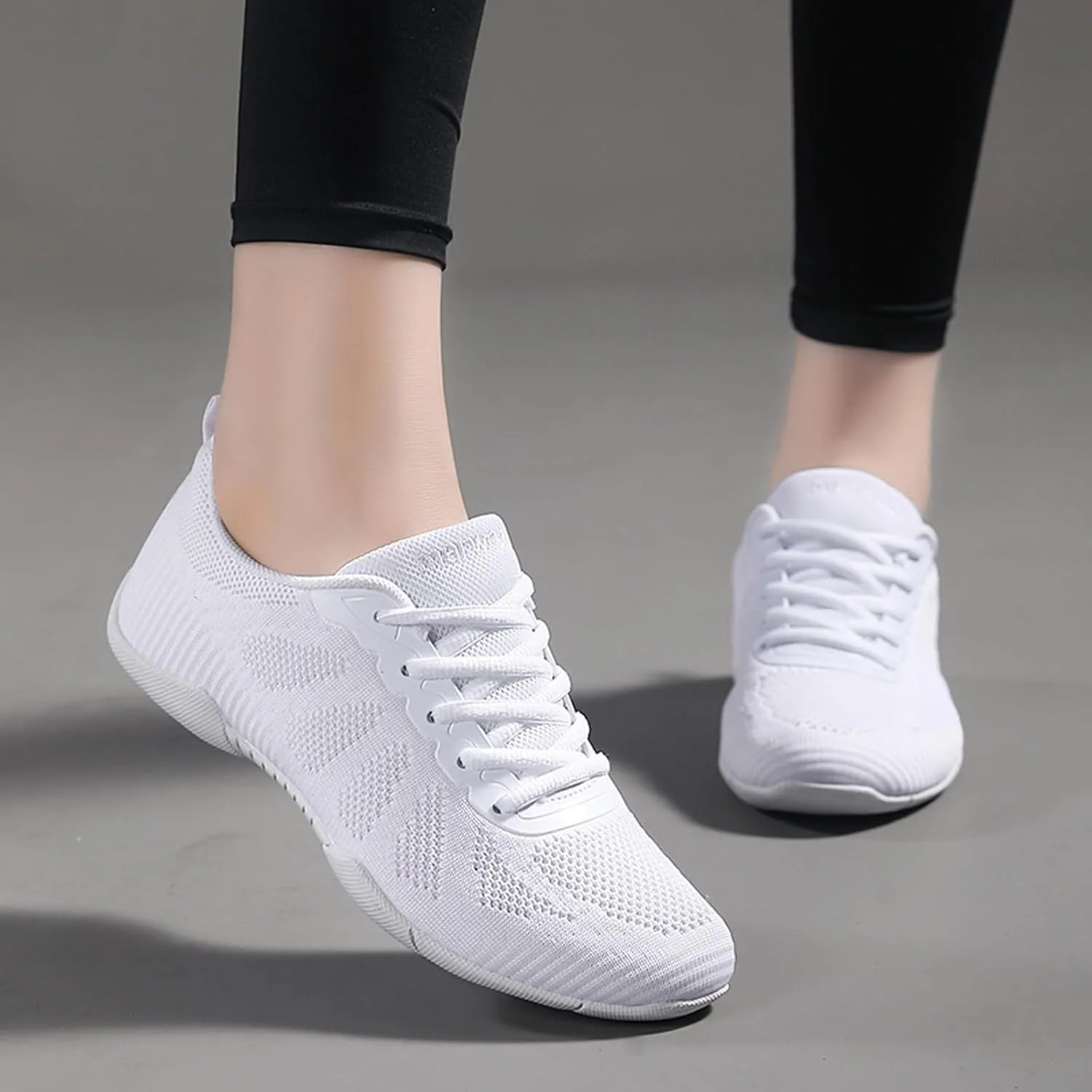 ihinzry Girls' Cheerleading Shoes Cheerleading Dance Shoes Dance Athletic Training Shoes Breathable Super Light Cheer Sneakers for Women Sport Training Tennis Sneakers