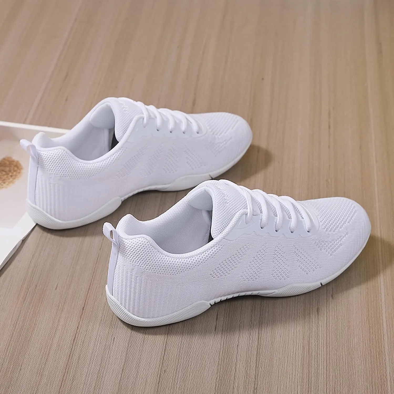 ihinzry Girls' Cheerleading Shoes Cheerleading Dance Shoes Dance Athletic Training Shoes Breathable Super Light Cheer Sneakers for Women Sport Training Tennis Sneakers